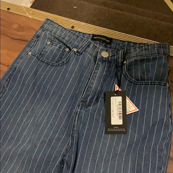 Guess jeans - Picture 2 of 3